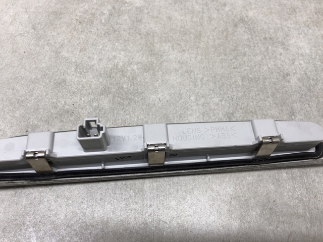 Стоп-сигнал заднього скла 8334A113 MITSUBISHI