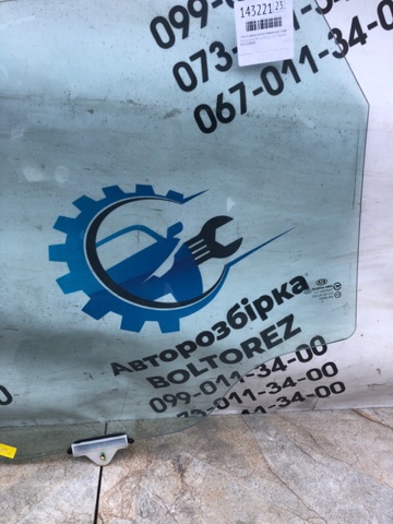 Вікно задніх дверей 834212P000 HYUNDAI