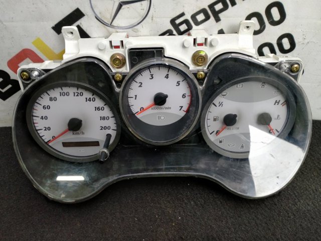 Приладова дошка-щиток приладів 8380042A60 TOYOTA