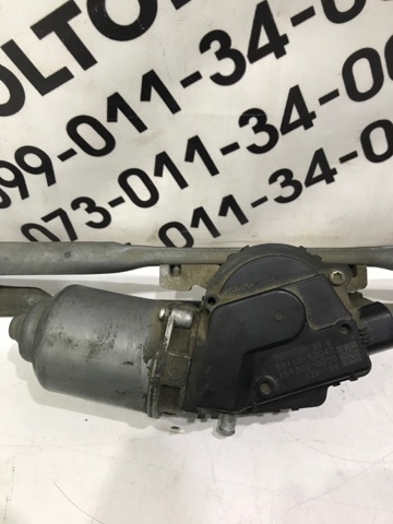 Мотор склоочисника передній 8511053040 TOYOTA