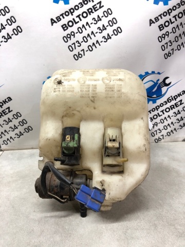 Бачок склоомивача 86610FC000 SUBARU