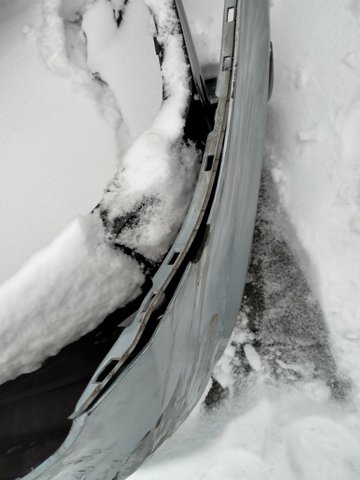 Буфер (бампер) задній 866111R000 HYUNDAI