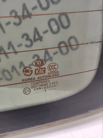 Заднє вікно 871101G010 HYUNDAI
