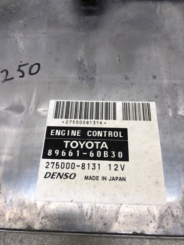 Блок двигуна 8966160B30 TOYOTA