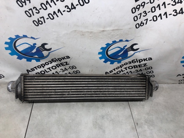 Радіатор інтеркулера 8W0145805AB VAG