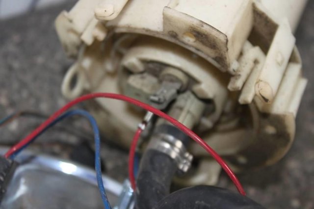 Бензонасос 90543886 OPEL