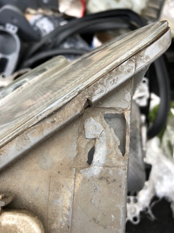 Фара, ліва 90585029 OPEL