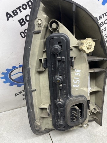 Ліхтар задній правий 9117446 OPEL
