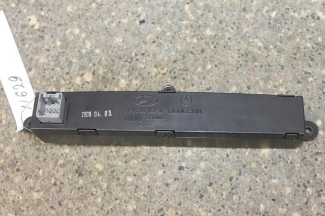 Годинники 945102B000 HYUNDAI