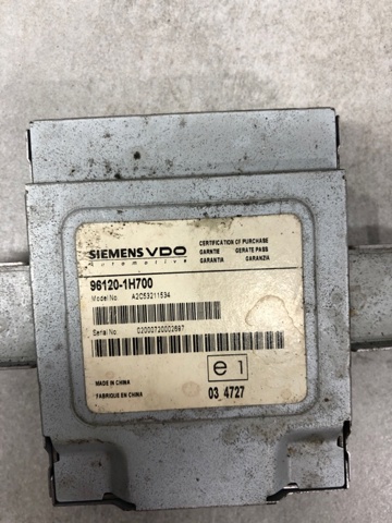 USB-розгалужувач 961201H700 HYUNDAI