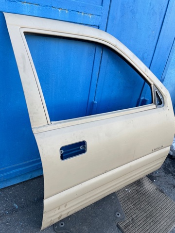 Дверка передня права 97145686 OPEL
