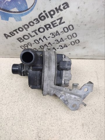 Насос охолодження інвертора A0005002686 MERCEDES