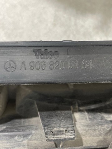 Ліхтар задній лівий A0008260451 MERCEDES