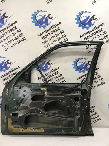 Пасажирські передні двері A1407202605 MERCEDES