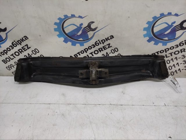 Кріплення кпп A1632400002 MERCEDES