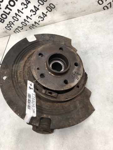Цапфа поворотного кулака A1633500608 MERCEDES