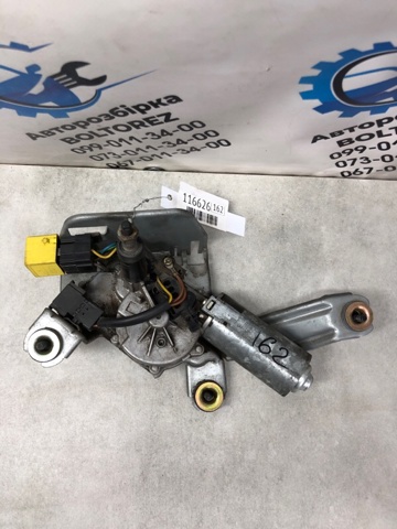 Склоочисник дверей задка A1638200542 MERCEDES