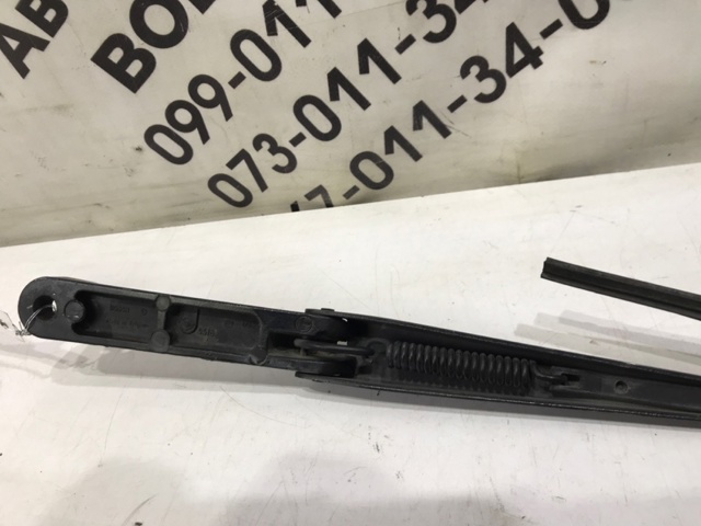 Поводок двірника A1638201644 MERCEDES