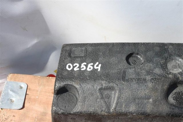 Наповнювач бампера заднього A1643150365 MERCEDES
