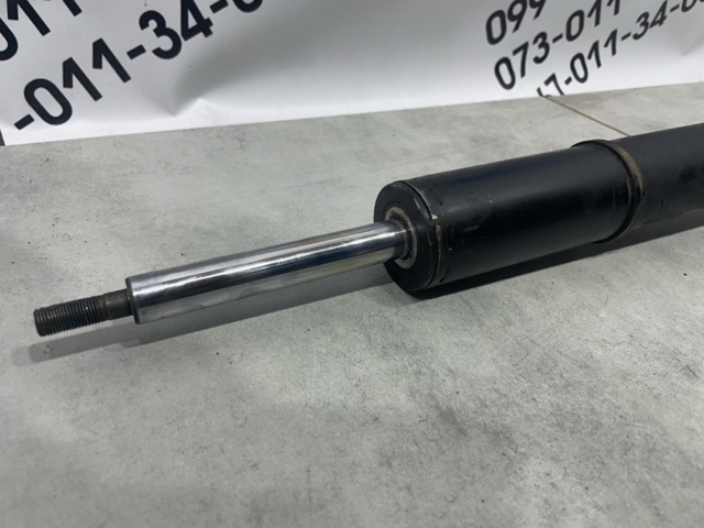 Стойка амортизатора передняя A1643205813 MERCEDES