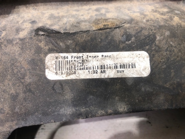 Бампер передній A1648851025 MERCEDES