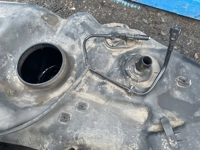 Бак AD BLUE A1664706001 MERCEDES