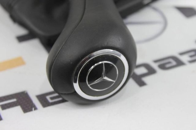 Рукоятка важеля КПП A2042671510 MERCEDES