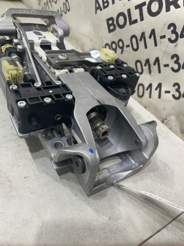 Колонка рульова A2054606701 MERCEDES