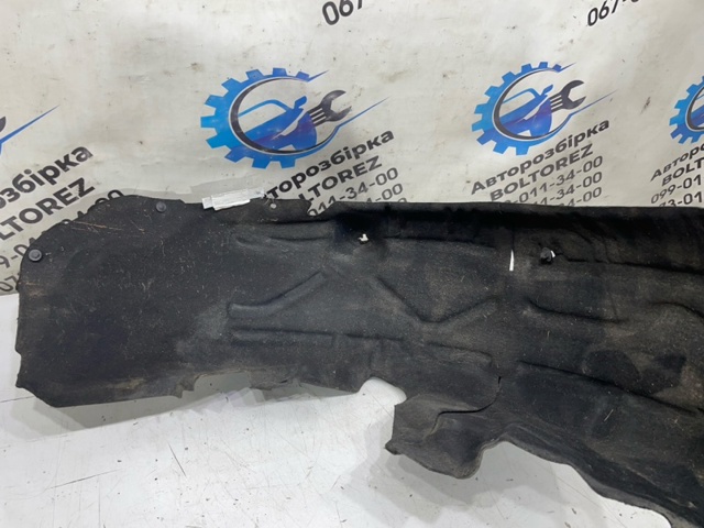 Підкрилок задній правий A2056900830 MERCEDES