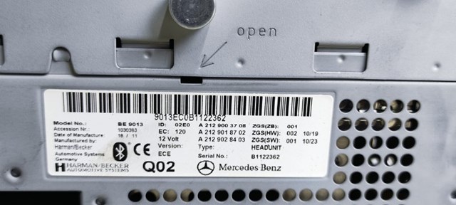 Блок кнопок центральної консолі A2129003708 MERCEDES