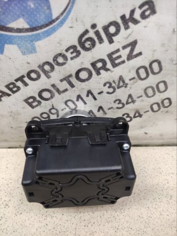 Блок кнопок центральної консолі A2129009828 MERCEDES