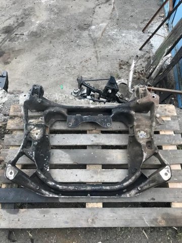Передня балка A2156280057 MERCEDES