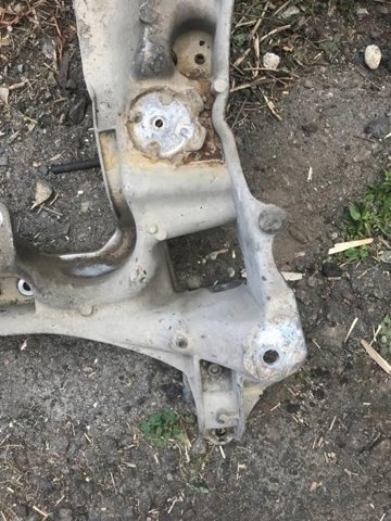 Передня балка A2206280257 MERCEDES