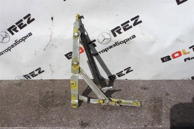 Завіса кришки багажника A2207500287 MERCEDES