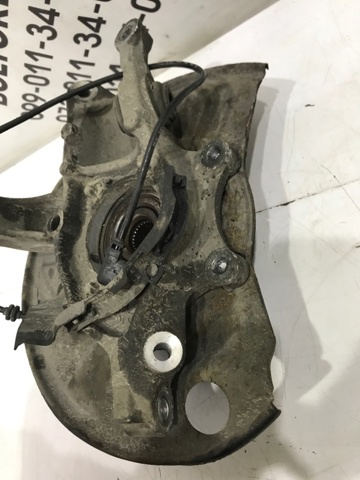 Цапфа поворотного кулака A2213502108 MERCEDES