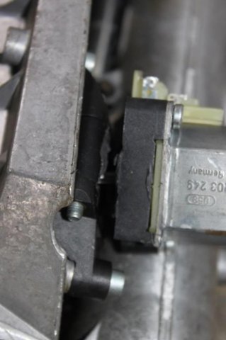 Колонка рульового управління A2214601616 MERCEDES
