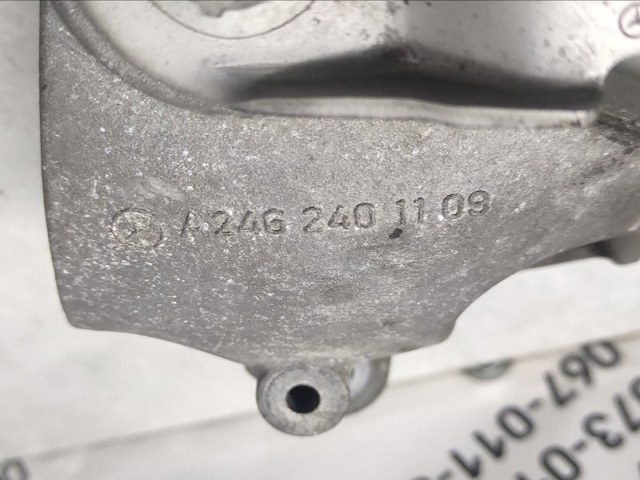 Подушка (опора) двигуна, права верхня A2462401109 MERCEDES