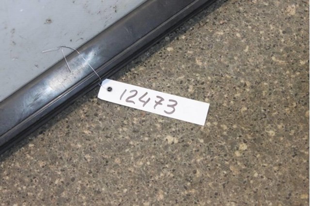 Накладка даху права A2516905062 MERCEDES