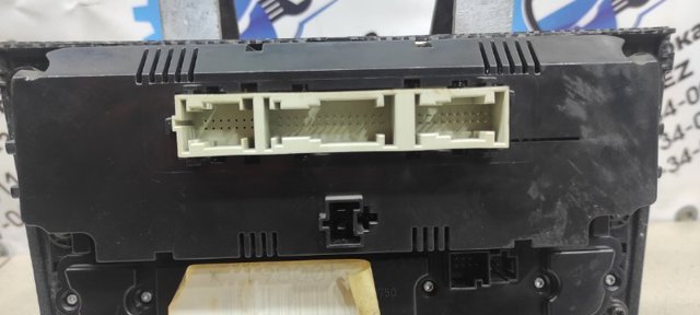 Блок управління кондиціонером A2518707289 MERCEDES