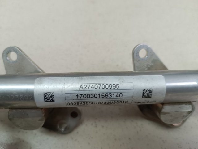 Рампа форсунок системи упорскування палива A2740701095 MERCEDES
