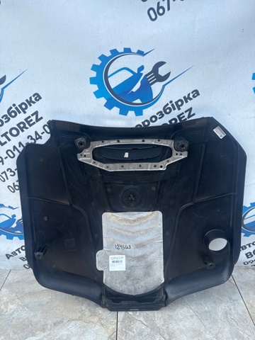 Кришка двигуна декоративна A6420108309 MERCEDES