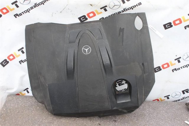 Кришка двигуна декоративна A6460101167 MERCEDES