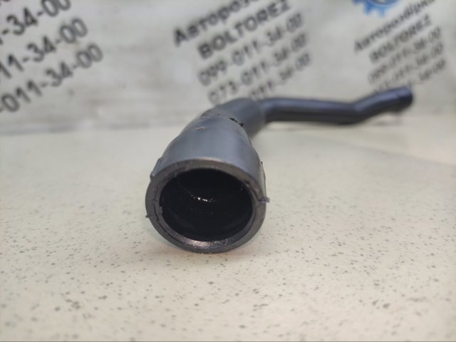 Трубка картера повітряна A6510101282 MERCEDES