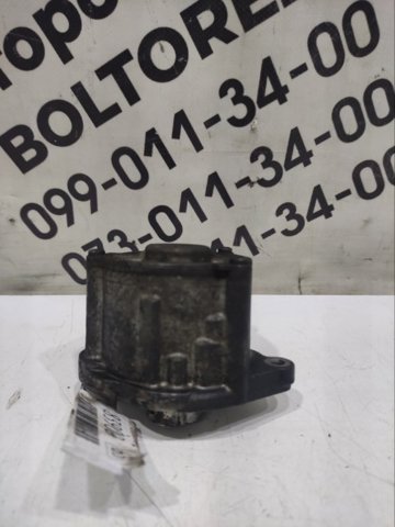 Насос вакуумний A6510900005 MERCEDES