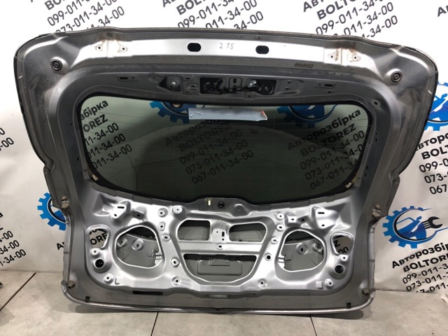 П'яті двері BHY16202XB MAZDA