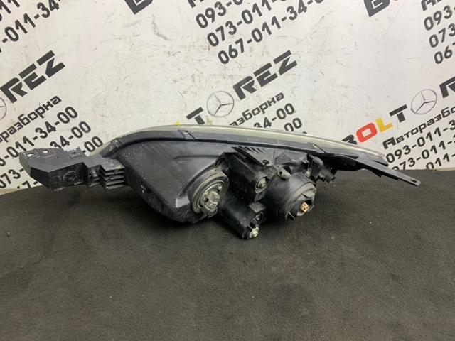 Фара правая BP4K510K0D MAZDA