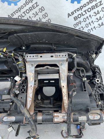 Передня панель BP4K6042XP MAZDA