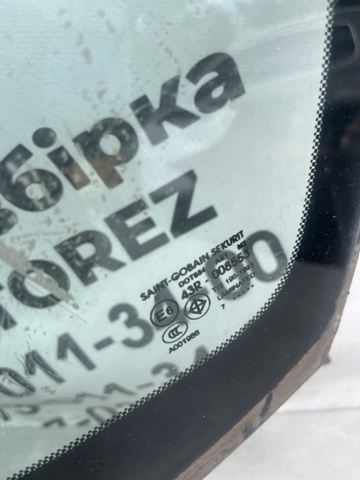 Вікно вітрове BR5K63900A MAZDA
