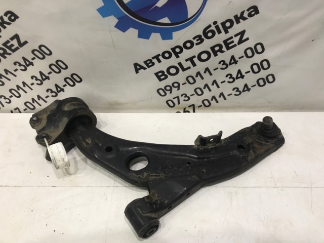 Поперечний важіль EH4434350 MAZDA