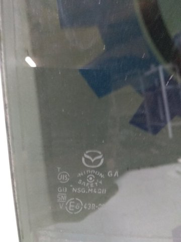 Вікно задніх дверей GHK172510C MAZDA